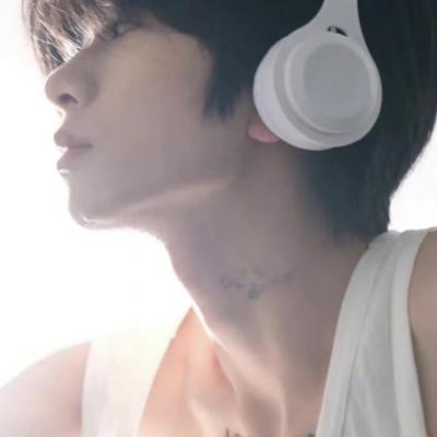 小蓝彩虹男gary2022网站2